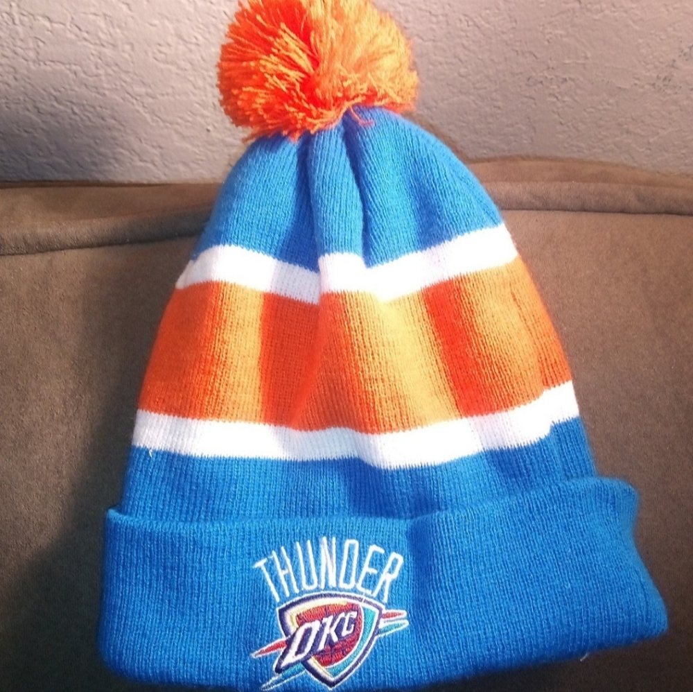 Oklahoma City Thunder Beenie. New without Tag. Non smoking home.